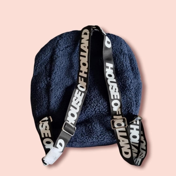 Trendy house of holland navy spellout sherpa rucksack. New without tags - Picture 2 of 3